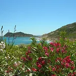 Hotel Luciana 3*